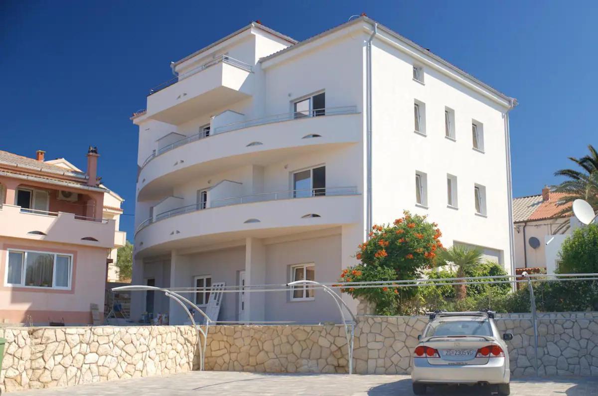 Avada Premium Apartment Novalja Exterior foto